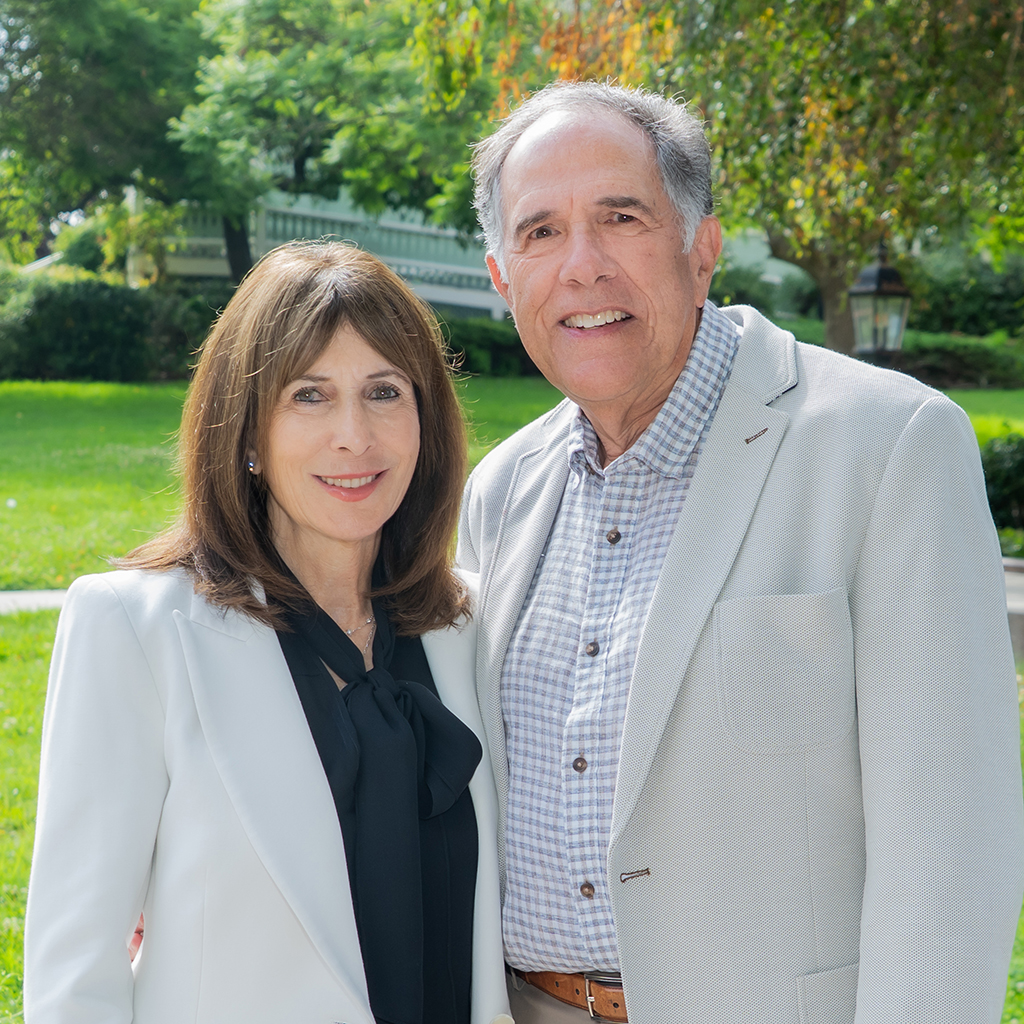 Hilary and Selwyn Isakow